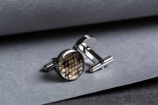 Round Cufflinks – Black-Spotted Leather
