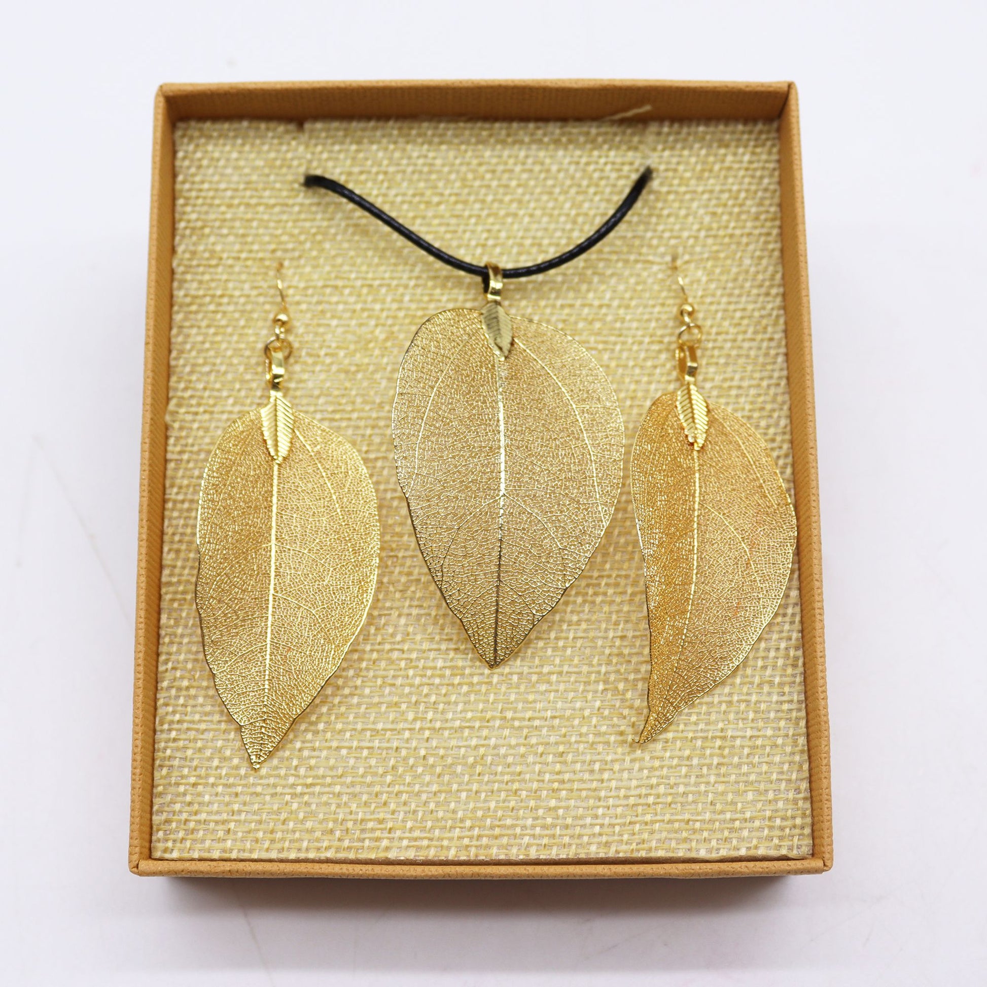 Halsband & Örhängen Set - Bravery Leaf - Guld