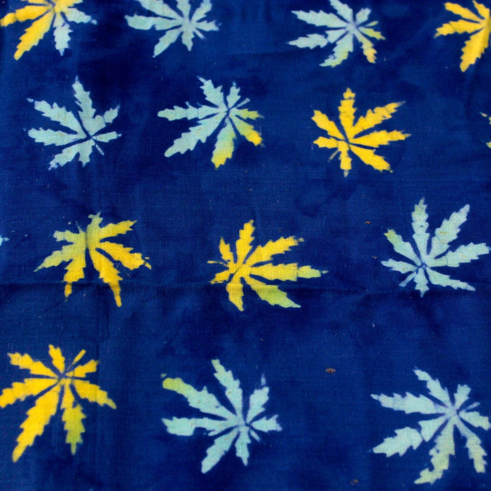 Bali Blocktryck Sarong - Tropiska löv (4 blandade färger)