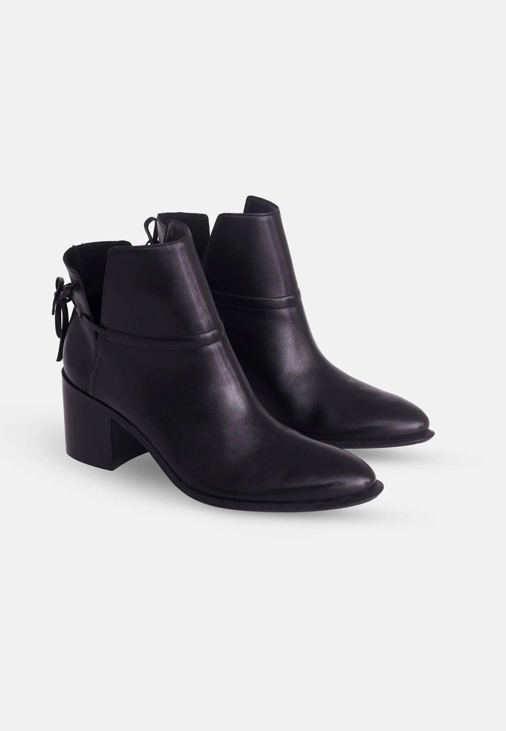 Black Leather Ankle Boots Attalea – Women’s Block Heel Booties - Organic LifestyleBlack Leather Ankle Boots Attalea – Women’s Block Heel BootiesBlack Leather Ankle Boots Attalea – Women’s Block Heel BootiesMangará AtelierOrganic Lifestyle13EFA1VBL3737