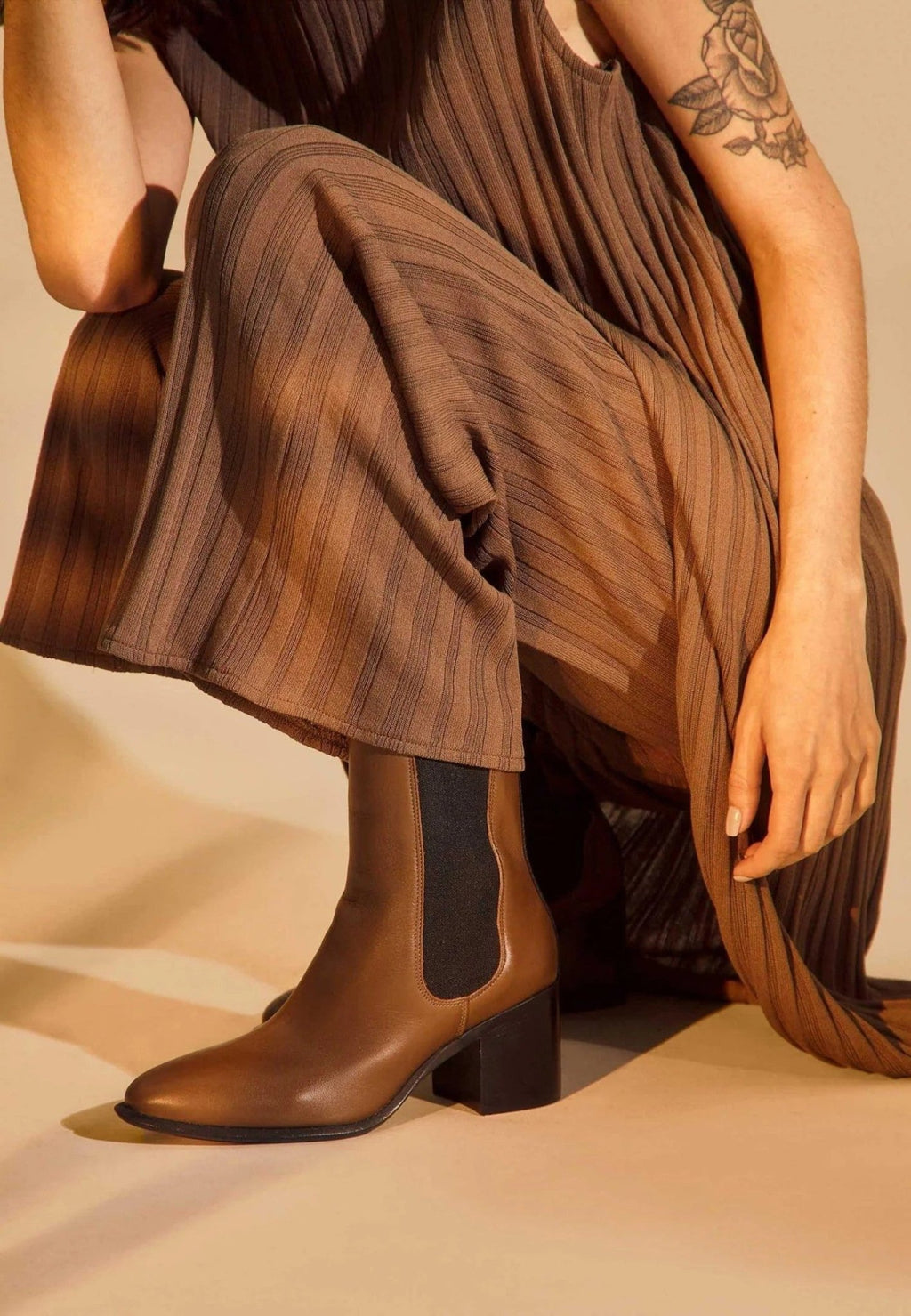Brown Leather Ankle Boots Canna – Chelsea Boots with 6.5 cm Block Heel - Organic LifestyleBrown Leather Ankle Boots Canna – Chelsea Boots with 6.5 cm Block HeelBrown Leather Ankle Boots Canna – Chelsea Boots with 6.5 cm Block HeelMangará AtelierOrganic Lifestyle138FA1VCA4141