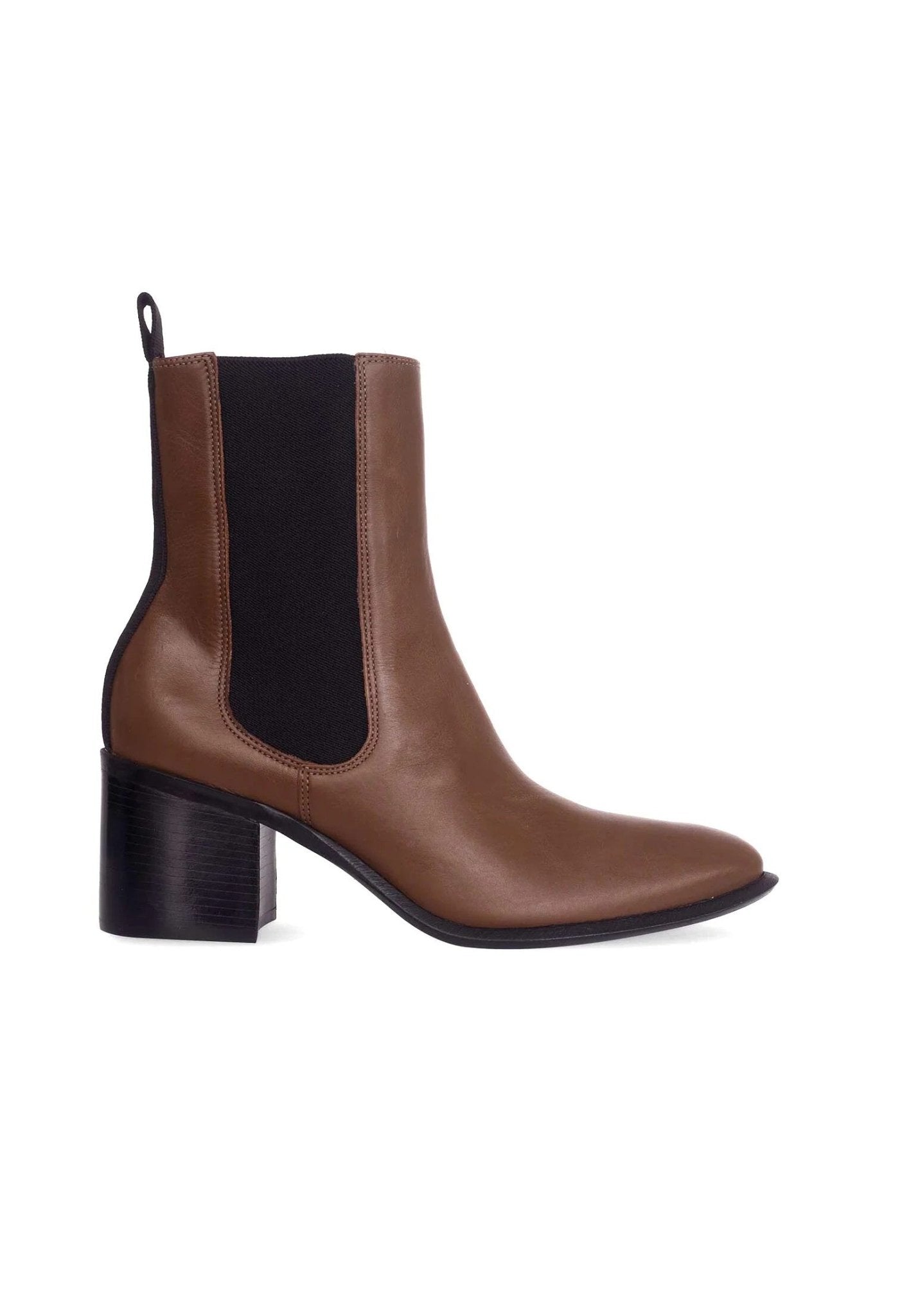 Brown Leather Ankle Boots Canna – Chelsea Boots with 6.5 cm Block Heel - Organic LifestyleBrown Leather Ankle Boots Canna – Chelsea Boots with 6.5 cm Block HeelBrown Leather Ankle Boots Canna – Chelsea Boots with 6.5 cm Block HeelMangará AtelierOrganic Lifestyle138FA1VCA4141