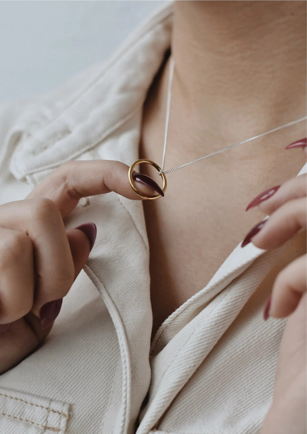 Circle Necklace - Gold