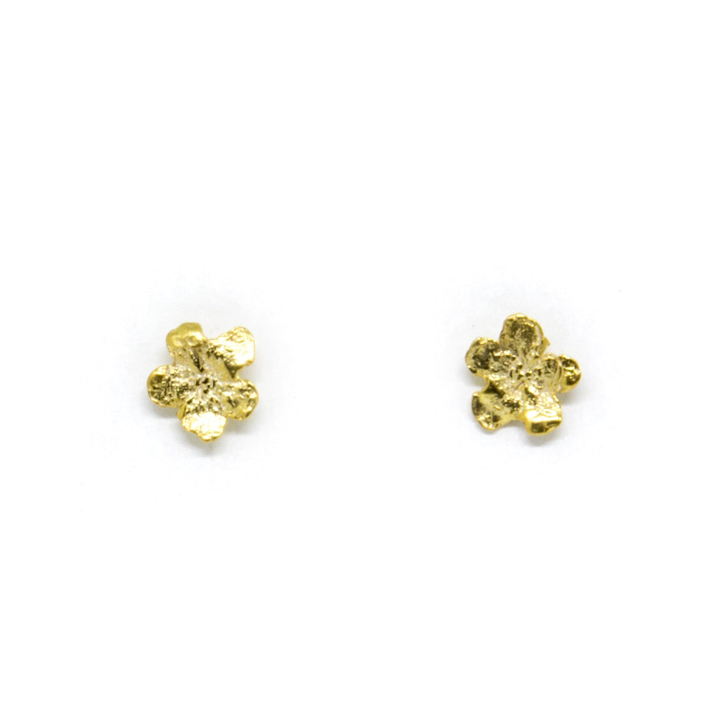Earrings - SPRING Forget - Me - Not - Organic LifestyleEarrings - SPRING Forget - Me - NotEarrings - SPRING Forget - Me - NotAgnes Veski JewelleryOrganic Lifestylespring-vaike-meelespea-korvarongad-agnesveski-kullatudGold