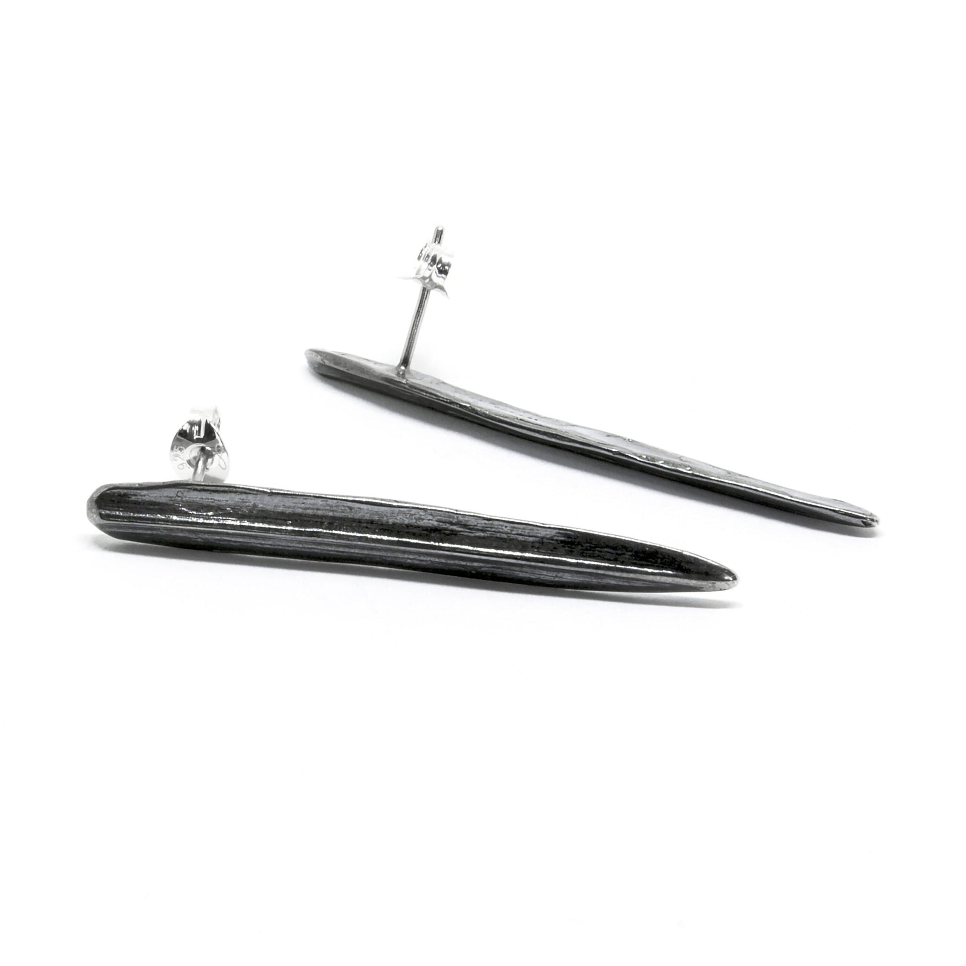 Earrings - SPRING Leaf - Organic LifestyleEarrings - SPRING LeafEarrings - SPRING LeafAgnes Veski JewelleryOrganic Lifestylespring-leheke-korvarongad-agnesveski-oksudeeritudOxide