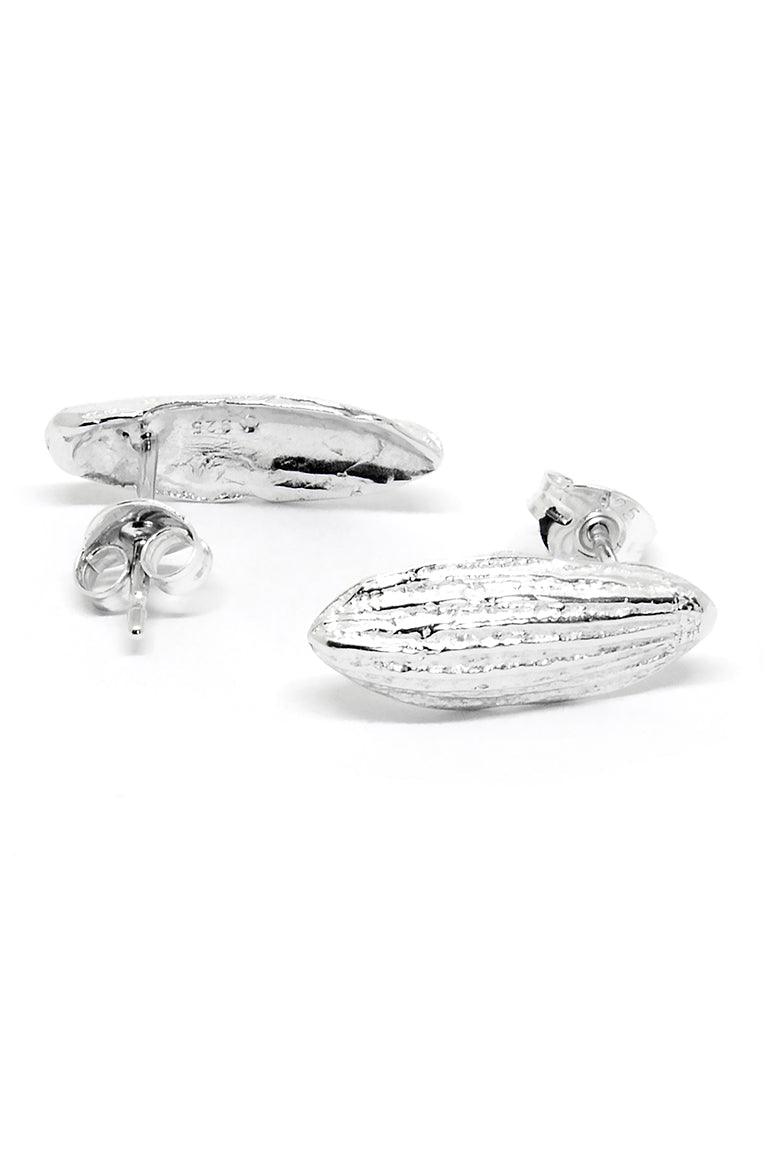 Earrings - SPRING Petal - Organic LifestyleEarrings - SPRING PetalEarrings - SPRING PetalAgnes Veski JewelleryOrganic Lifestylespring-kroonleht-korvarongad-agnesveski-oksudeeritudOxide