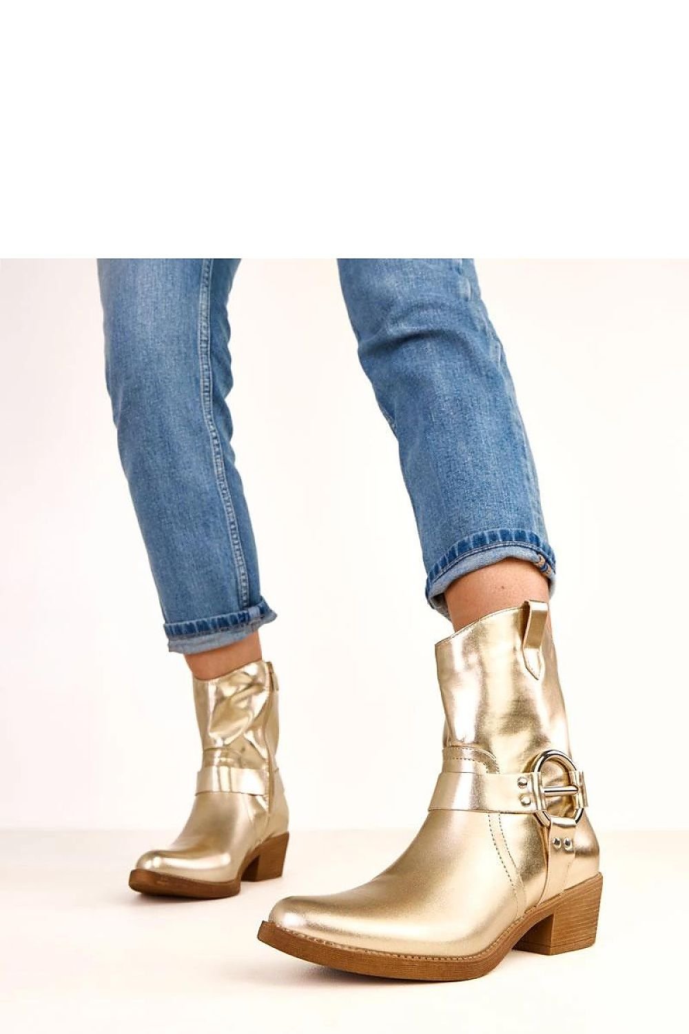 Ekologiska Boots i Cowboystil - Stövletter i Högkvalitativt Ekologiskt Veganskt läder - Solea - Guld - Organic LifestyleEkologiska Boots i Cowboystil - Stövletter i Högkvalitativt Ekologiskt Veganskt läder - Solea - Guld36 Heel boots model 220574 Solea SoleaOrganic Lifestyle220574_1253514Guld