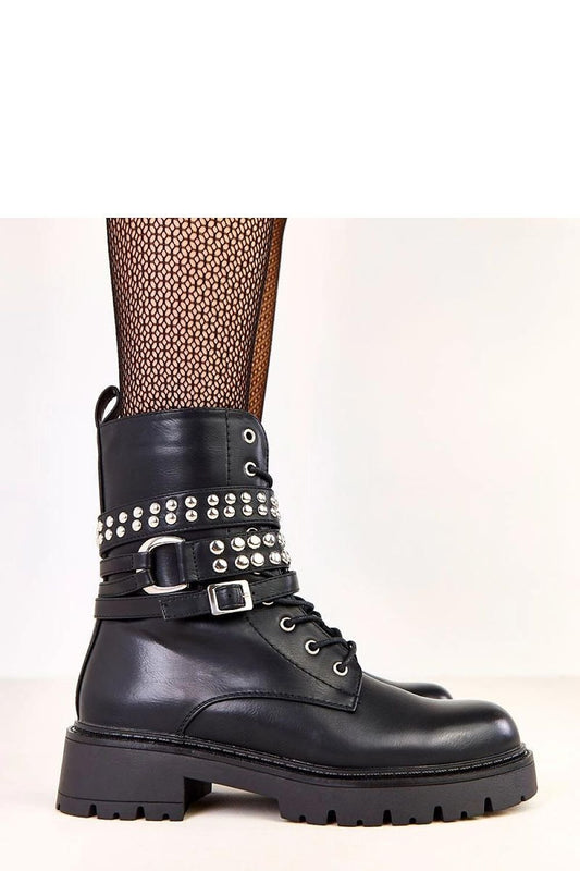 Ekologiska Boots - workers i Ekologiskt Veganskt läder med nitar av strass - Solea - Organic LifestyleEkologiska Boots - workers i Ekologiskt Veganskt läder med nitar av strass - Solea36 Bootie model 219963 Solea SoleaOrganic Lifestyle219963_1251043black