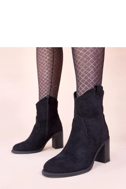 Ekologiska Klackskor - Solea - stövletter i Veganskt Eko - mocka med blockklack - Organic LifestyleEkologiska Klackskor - Solea - stövletter i Veganskt Eko - mocka med blockklack36 Heel boots model 221033 Solea SoleaOrganic Lifestyle221033_1255290black