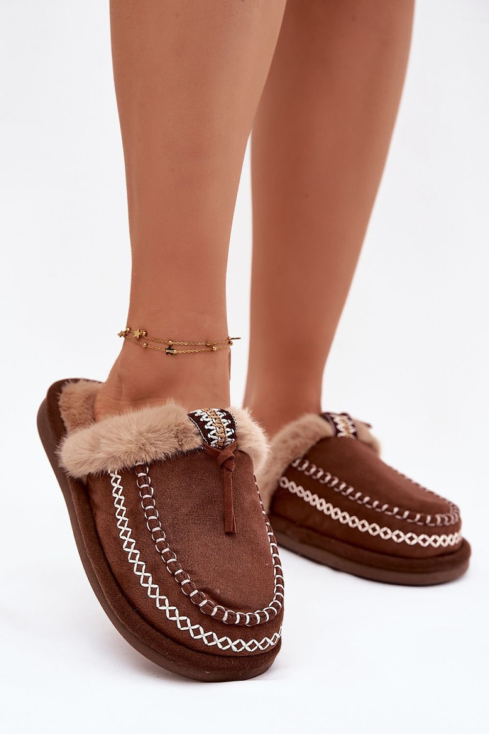 Ekologiska Slip - in Tofflor i Vegansk Eco - Mocka - Organic LifestyleEkologiska Slip - in Tofflor i Vegansk Eco - Mocka36 Slippers model 222279 Step in style Step in styleOrganic Lifestyle222279_1259224Brun