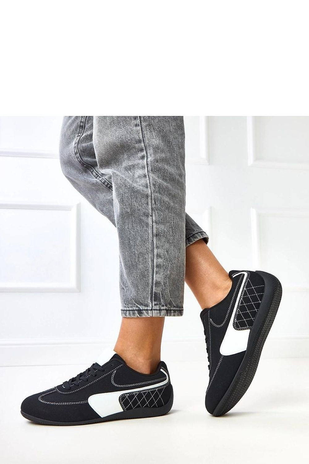 Ekologiska Sneakers i Ekologiskt Veganskt mockaläder med vita detaljer - Solea - Organic LifestyleEkologiska Sneakers i Ekologiskt Veganskt mockaläder med vita detaljer - Solea36 Sport Shoes model 218147 Solea SoleaOrganic Lifestyle218146_1243194Gul