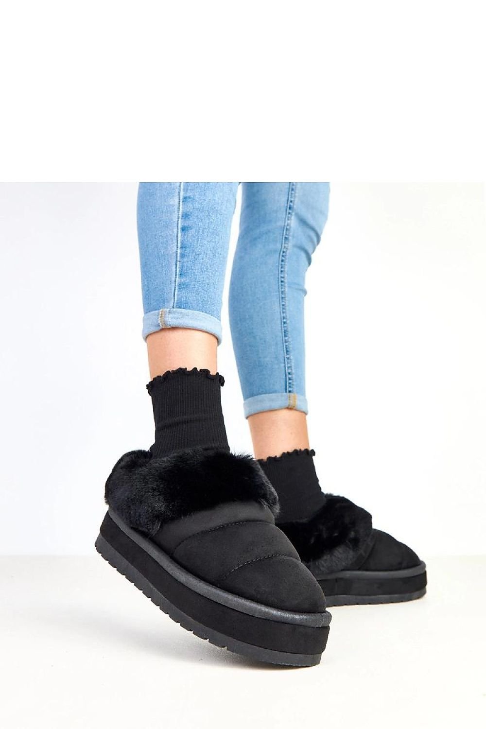 Ekologiska Snöskor av miljövänligt ekologiskt veganskt mockaläder och fuskpäls - Organic LifestyleEkologiska Snöskor av miljövänligt ekologiskt veganskt mockaläder och fuskpäls36 Snow boots model 218135 Solea SoleaOrganic Lifestyle218135_1243128black