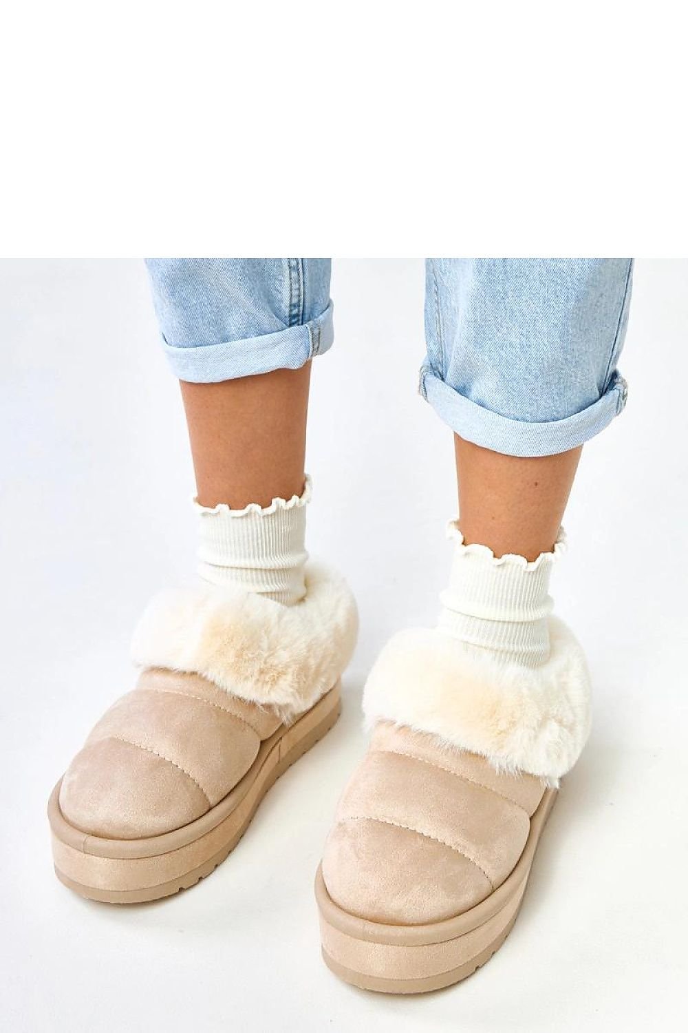 Ekologiska Snöskor av miljövänligt ekologiskt veganskt mockaläder och fuskpäls - Organic LifestyleEkologiska Snöskor av miljövänligt ekologiskt veganskt mockaläder och fuskpäls36 Snow boots model 218134 Solea SoleaOrganic Lifestyle218134_1243122beige