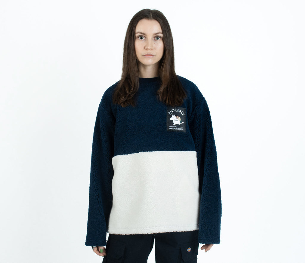 Moomintroll Adventure Fleece - Navy/White - Organic LifestyleMoomintroll Adventure Fleece - Navy/WhiteMoomintroll Adventure Fleece - Navy/WhiteMoomin by NordicBuddiesOrganic LifestyleMOOMIN221D-XXLXXL