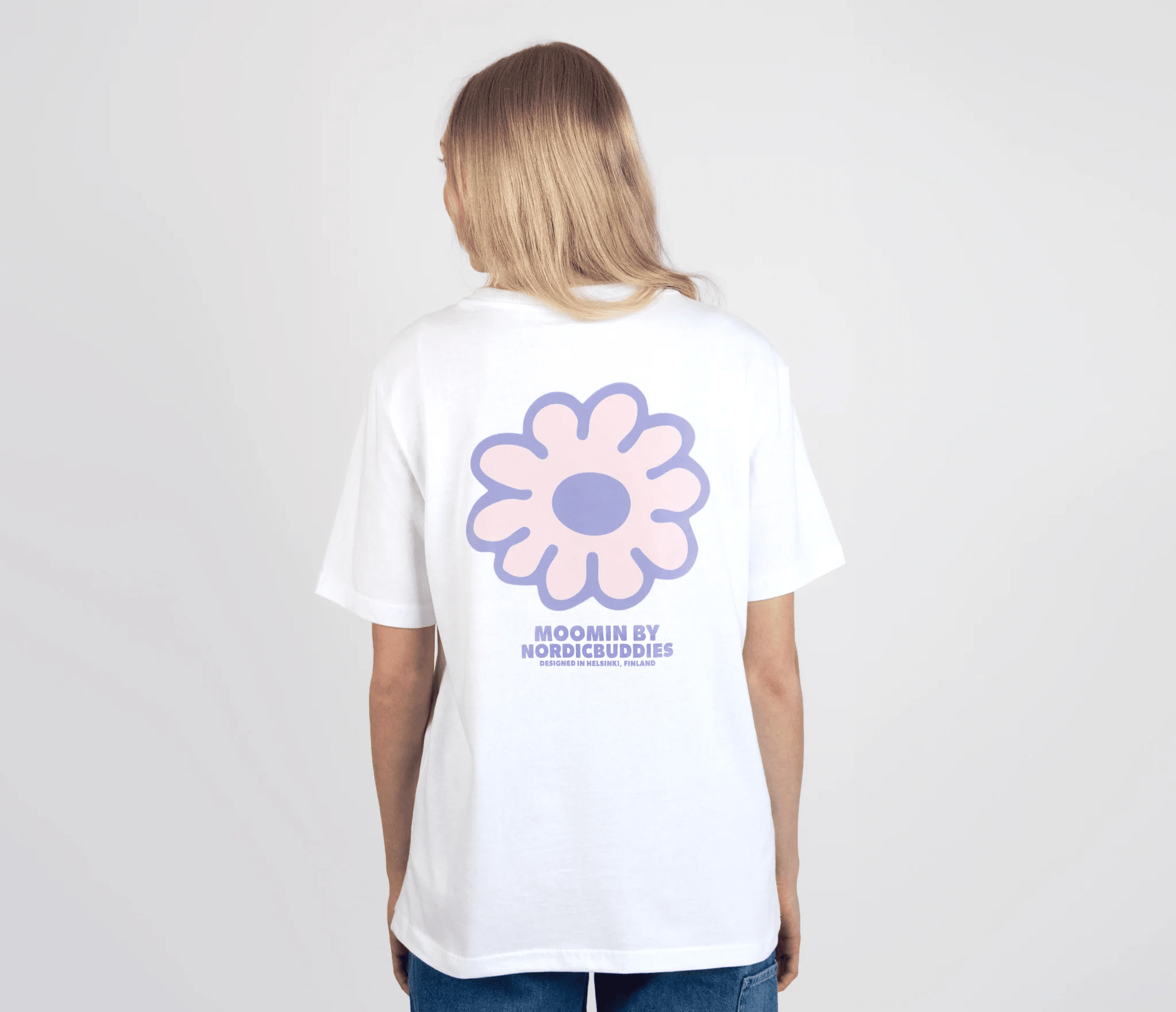 Moomintroll's Flower Everyday T-Shirt Women - White - Organic LifestyleMoomintroll's Flower Everyday T-Shirt Women - WhiteMoomintroll's Flower Everyday T-Shirt Women - WhiteMoomin by NordicBuddiesOrganic LifestyleMOOMIN53C-XLXL
