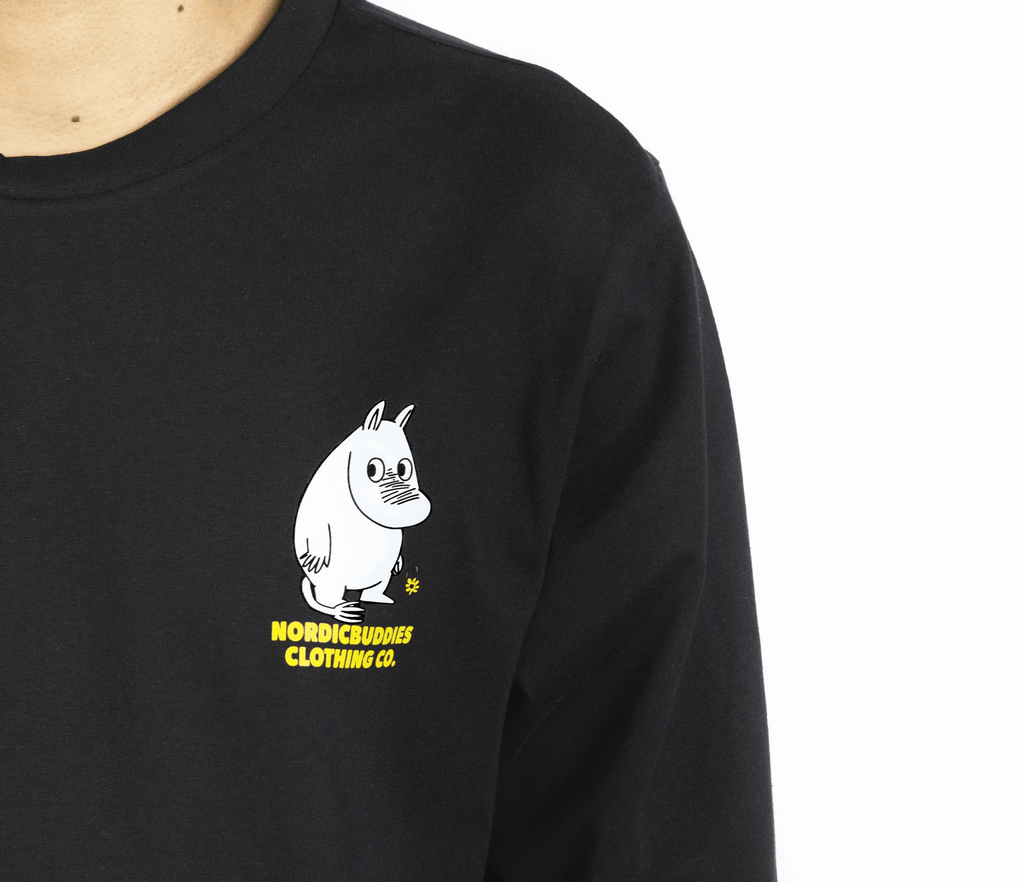 Moomintroll's Flower Longsleeve Shirt With Cuffrib Unisex - Black - Organic LifestyleMoomintroll's Flower Longsleeve Shirt With Cuffrib Unisex - BlackMoomintroll's Flower Longsleeve Shirt With Cuffrib Unisex - BlackMoomin by NordicBuddiesOrganic LifestyleMOOMIN54A-XXLXXL