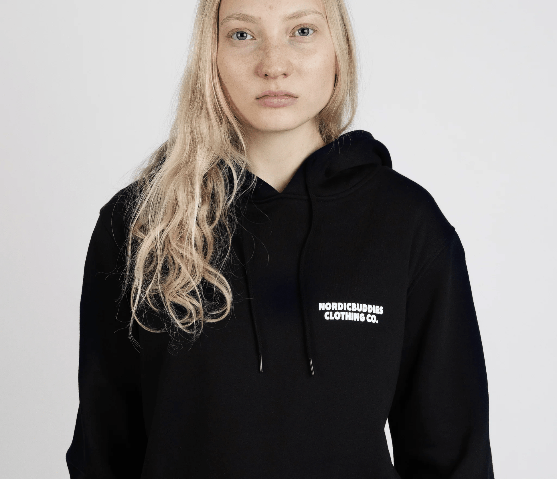 Moomintroll's Temper Hoodie Unisex - Black - Organic LifestyleMoomintroll's Temper Hoodie Unisex - BlackMoomintroll's Temper Hoodie Unisex - BlackMoomin by NordicBuddiesOrganic LifestyleMOOMIN50Q-XXLXXL