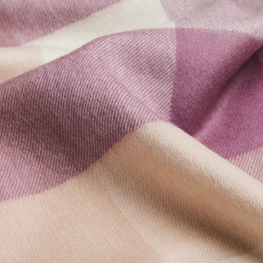Natural Baby Alpaca Wool Midi Exclusive Check Scarf for Women - Organic LifestyleNatural Baby Alpaca Wool Midi Exclusive Check Scarf for Women45x200Natural Baby Alpaca Wool Midi Exclusive Check Scarf for WomenAlpakaOrganic LifestyleSC100CHK/NATNatural
