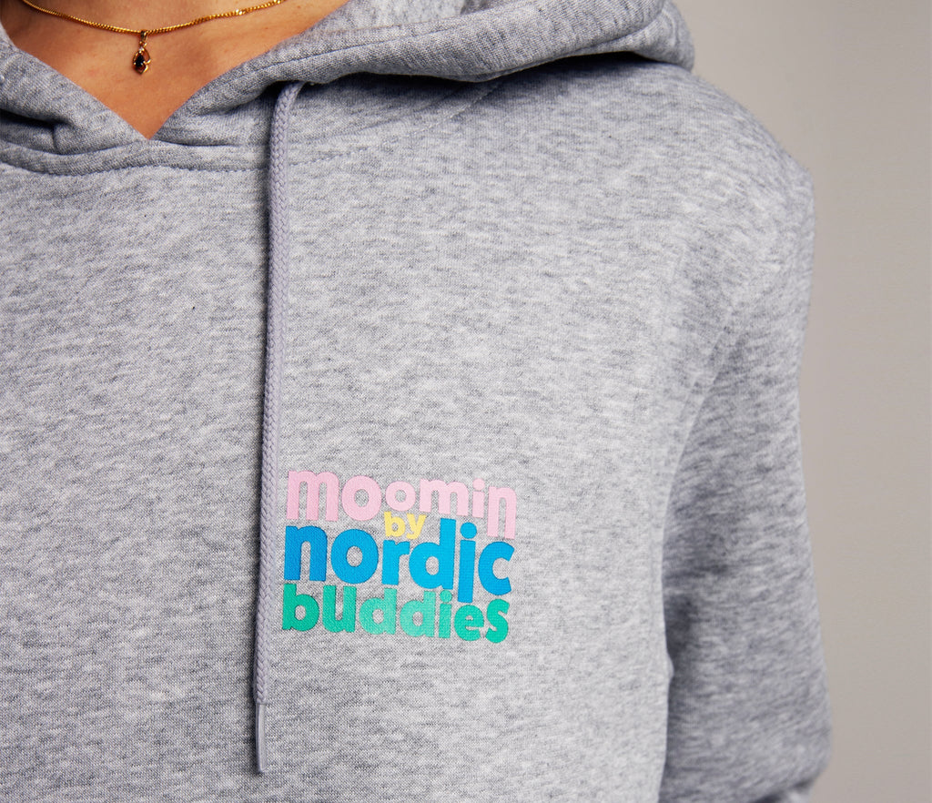 Premium Unisex Heavy Cotton Hoodie Hemulens - Grey - Organic LifestylePremium Unisex Heavy Cotton Hoodie Hemulens - GreyPremium Unisex Heavy Cotton Hoodie Hemulens - GreyMoomin by NordicBuddiesOrganic LifestyleHEM50B-XXLXXL