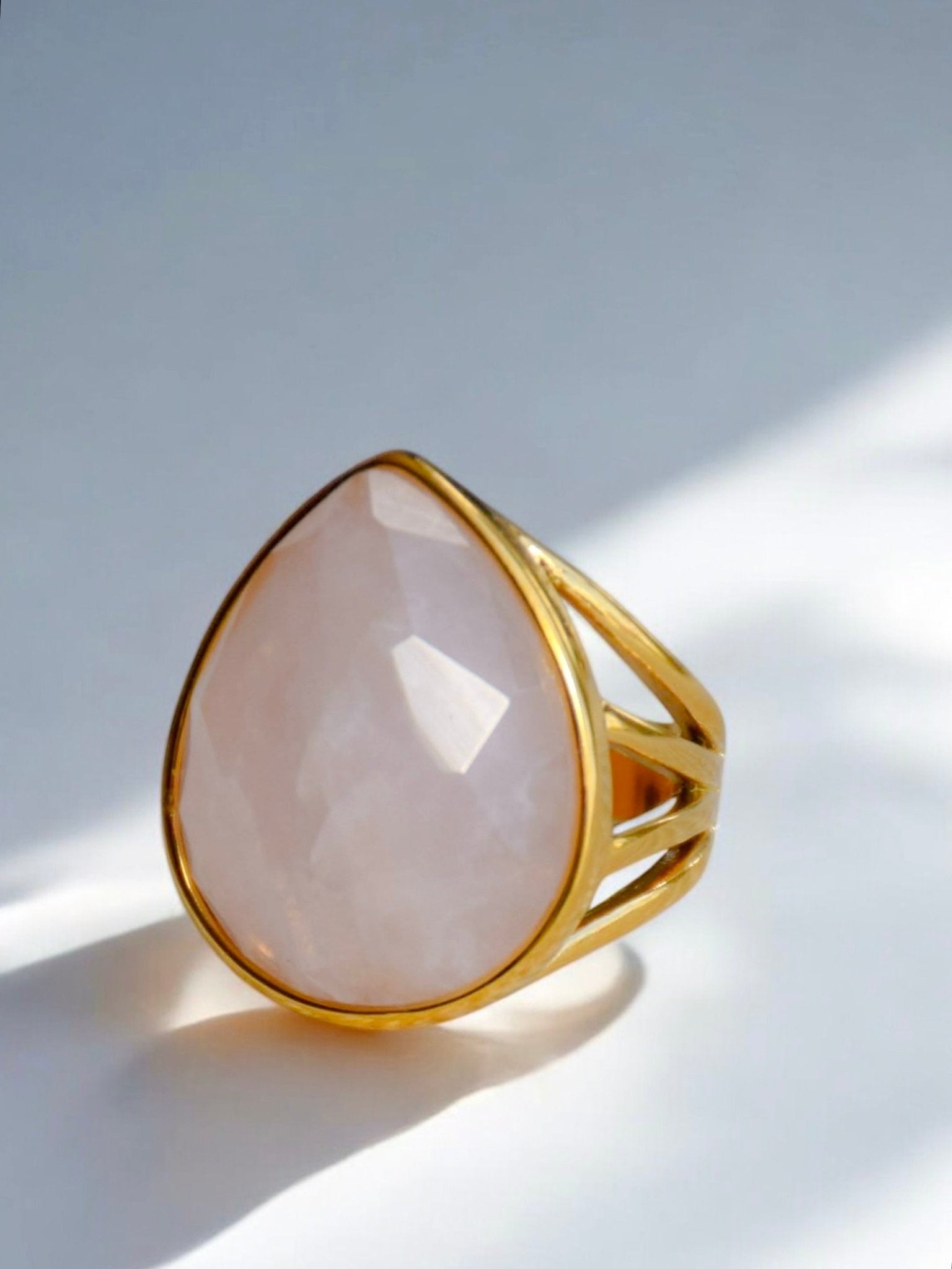 Rose quartz beauty ring - Organic LifestyleRose quartz beauty ringRose quartz beauty ringSandra TeresaOrganic Lifestylesku-57477768773981