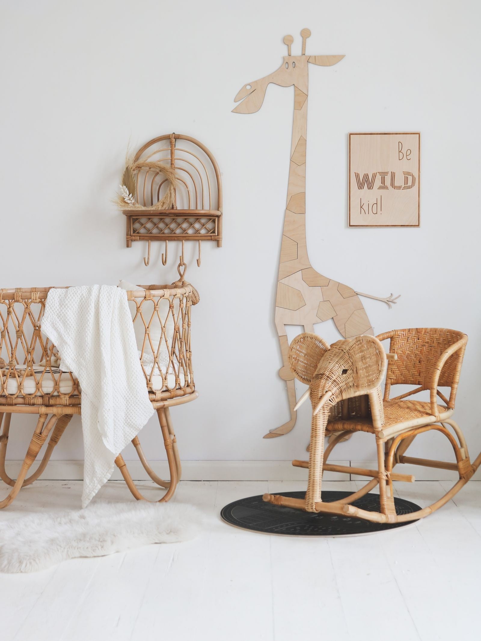 Safari Giraffe – Wooden Wall Decoration