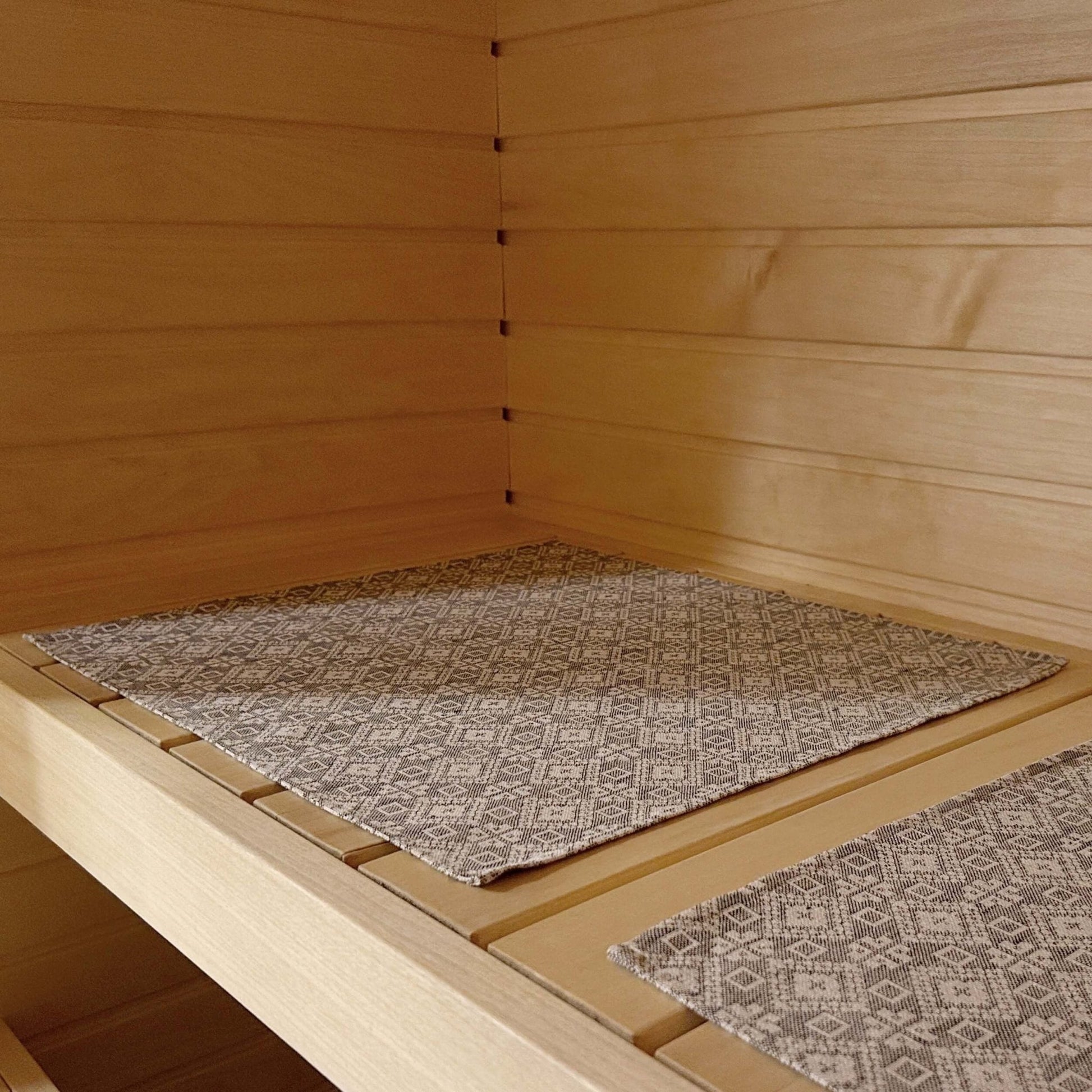 Seating Pad for Sauna, 45 x 50 cm - Tartumaa - Organic LifestyleSeating Pad for Sauna, 45 x 50 cm - TartumaaSeating Pad for Sauna, 45 x 50 cm - TartumaaLOKOOrganic Lifestylesaunalava-istumisalus-40x50-tartumaa