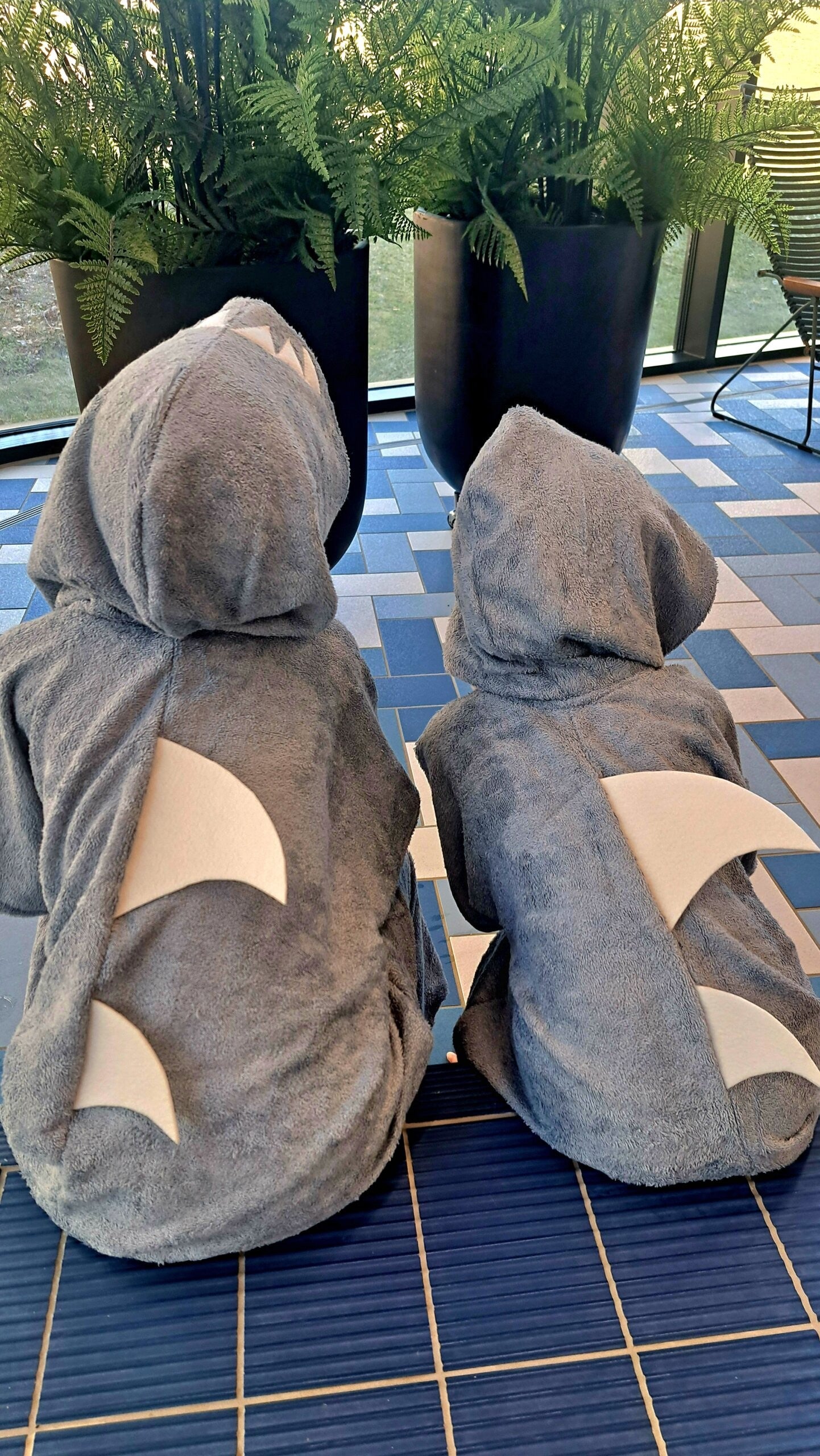 Short-Sleeve Poncho SHARK - For TODDLERS (Size 82/86-116)