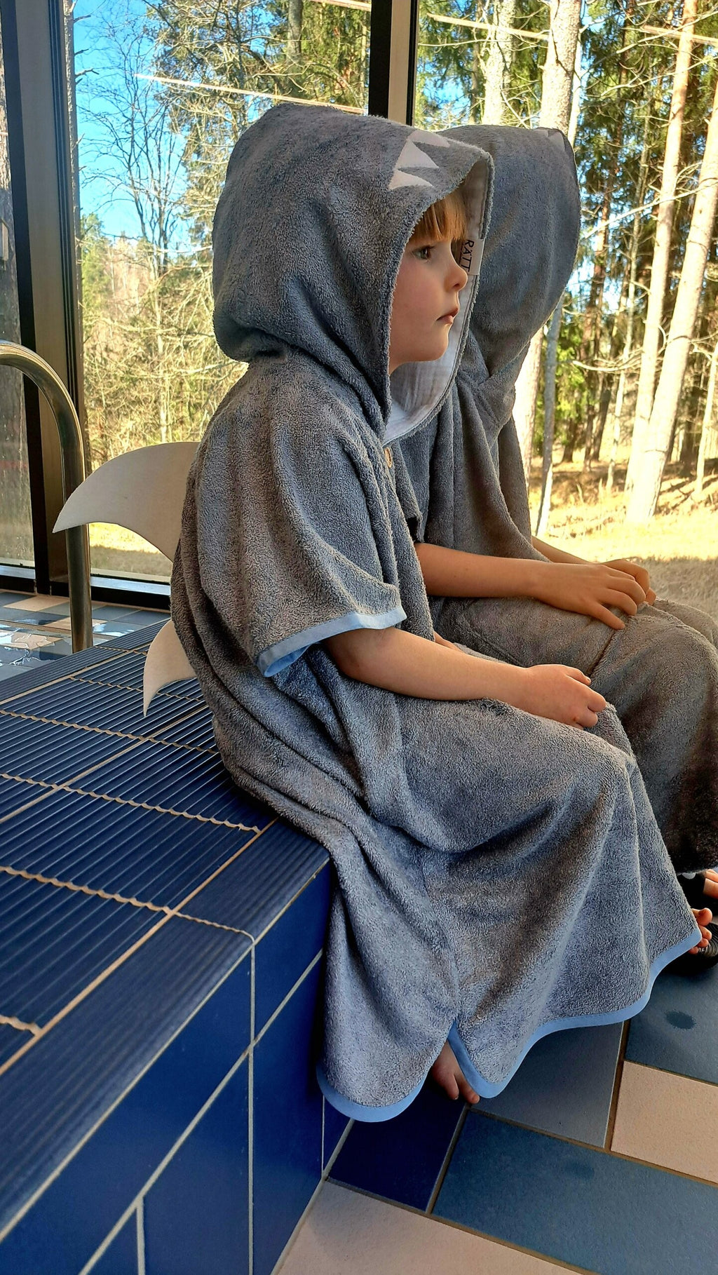 Short-Sleeve Poncho SHARK - For TODDLERS (Size 82/86-116)