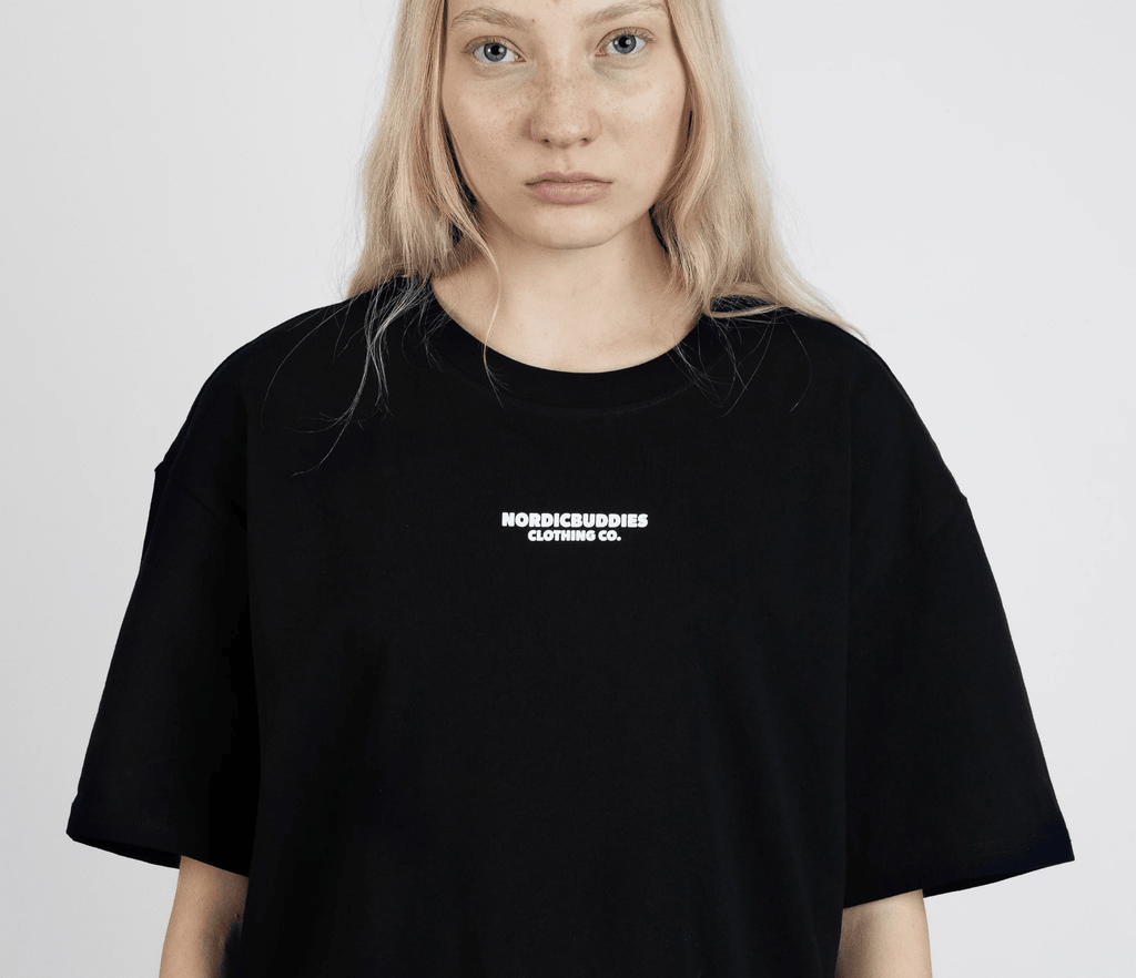 Snufkin Fishing T-Shirt Unisex - Black - Organic LifestyleSnufkin Fishing T-Shirt Unisex - BlackSnufkin Fishing T-Shirt Unisex - BlackMoomin by NordicBuddiesOrganic LifestyleSNUFKIN52D-XXLXXL