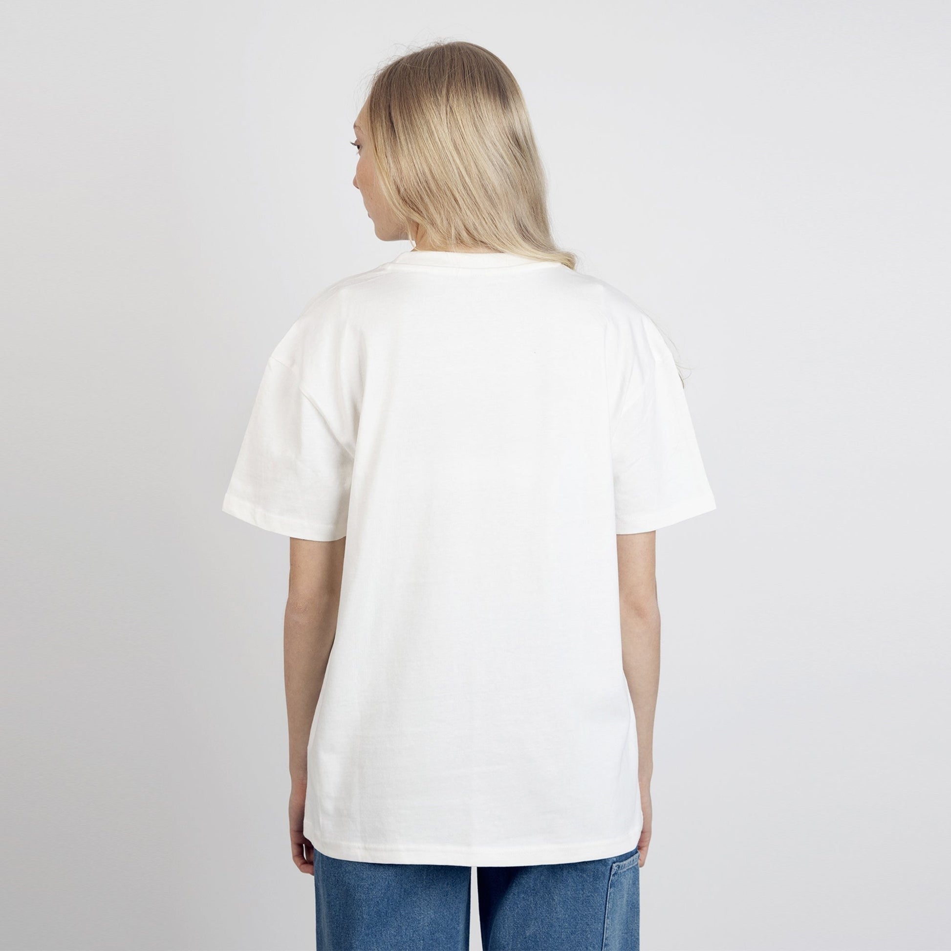 Snufkin Fishing T-Shirt Unisex - White - Organic LifestyleSnufkin Fishing T-Shirt Unisex - WhiteSnufkin Fishing T-Shirt Unisex - WhiteMoomin by NordicBuddiesOrganic LifestyleSNUFKIN52B-XXLXXL