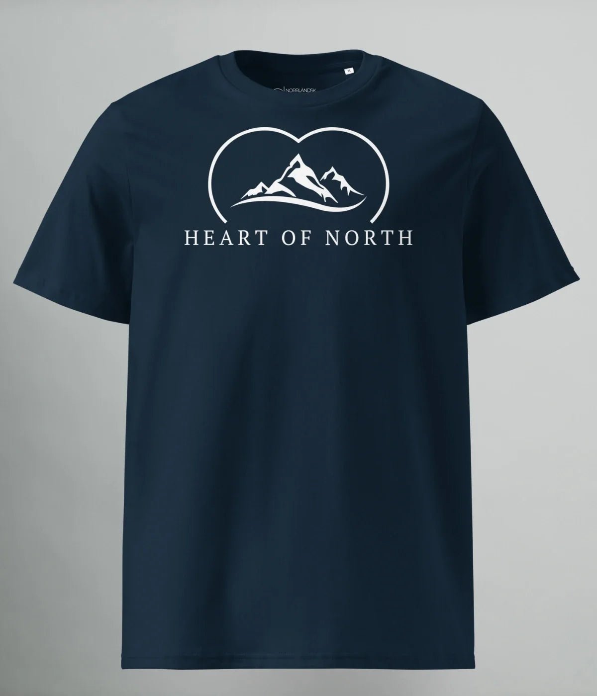 T - SHIRT HEART NORRLAND - Organic LifestyleT - SHIRT HEART NORRLANDST - SHIRT HEART NORRLANDHeart of NorthOrganic Lifestyle8419568_11879Marinblå