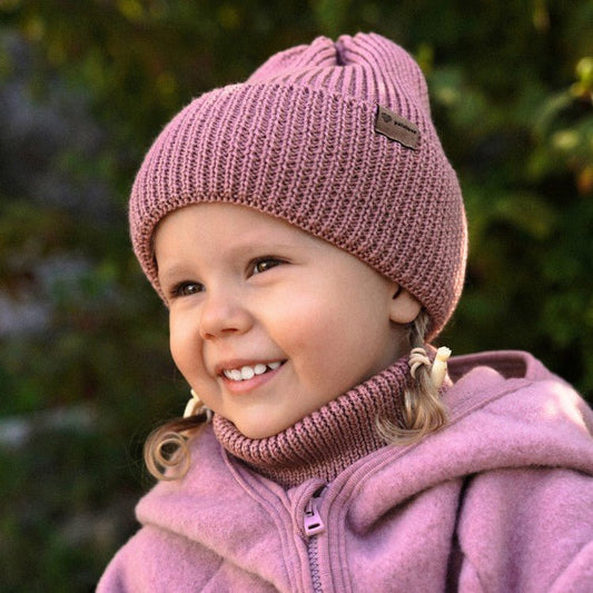 Vintermössa i merinoull för barn - Blush - Organic LifestyleVintermössa i merinoull för barn - BlushWinter Merino Wool Hat for Kids - BlushPatuloveOrganic Lifestyle5907001930402