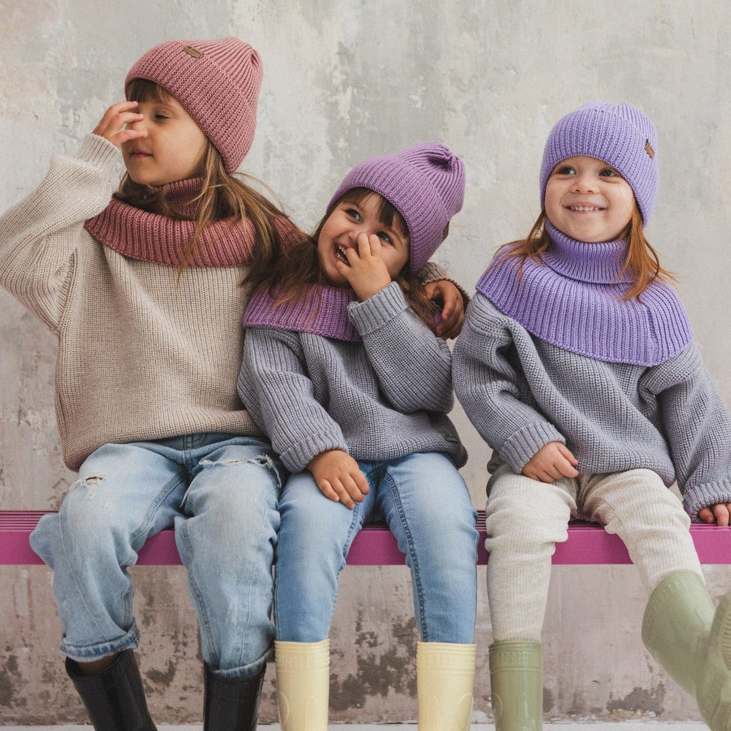 Vintermössa i merinoull för barn - Lila - Organic LifestyleVintermössa i merinoull för barn - LilaWinter Merino Wool Hat for Kids - LilacPatuloveOrganic Lifestyle5907001930389