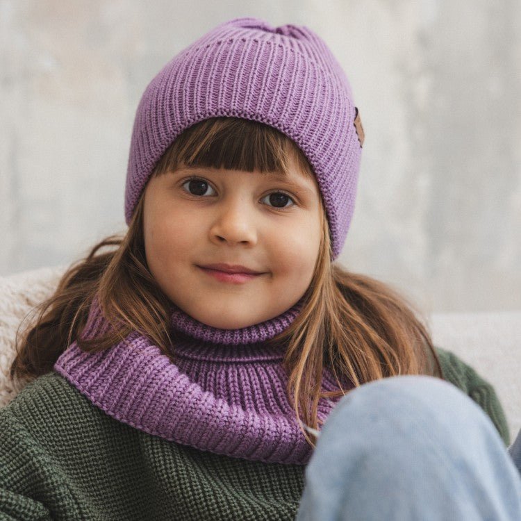 Vintermössa i merinoull för barn - Lila - Organic LifestyleVintermössa i merinoull för barn - LilaWinter Merino Wool Hat for Kids - LilacPatuloveOrganic Lifestyle5907001930389