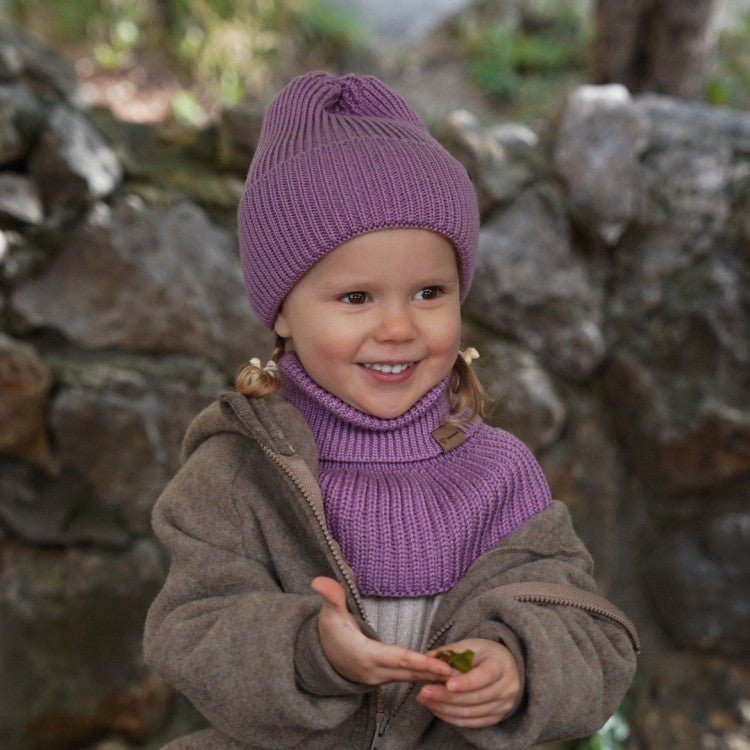 Vintermössa i merinoull för barn - Lila - Organic LifestyleVintermössa i merinoull för barn - LilaWinter Merino Wool Hat for Kids - LilacPatuloveOrganic Lifestyle5907001930389