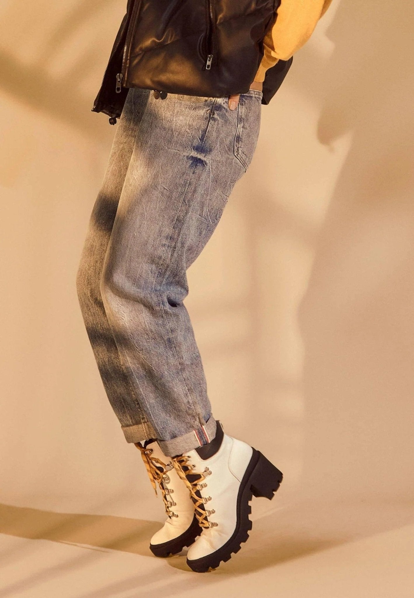 White Combat Boots – Stylish 9 cm Block Heel Design - Organic LifestyleWhite Combat Boots – Stylish 9 cm Block Heel DesignWhite Combat Boots – Stylish 9 cm Block Heel DesignMangará AtelierOrganic Lifestyle482IN1VBR3737